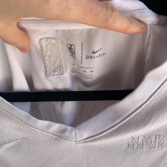 Giannis Antetokounmpo Milwaukee Bucks NIKE jersey - Picture 6 of 10